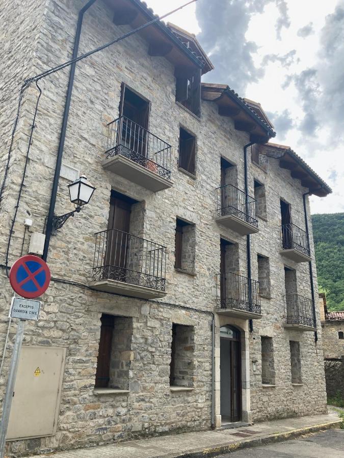 Апартаменты Casa Del Camino Бьескас Экстерьер фото